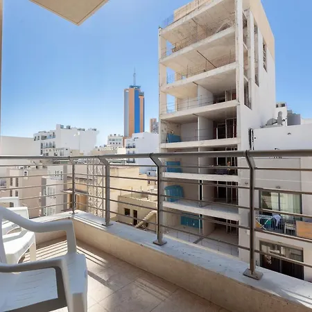 Spacious Pv Close To Clubs & Schools With Wifi By 360 Estates Saint Julian's