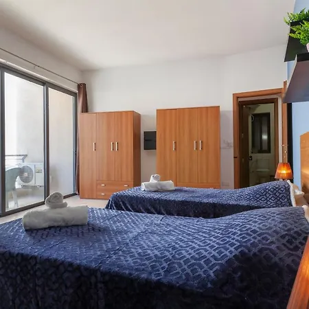 Spacious Pv Close To Clubs & Schools With Wifi By 360 Estates * Saint Julian's