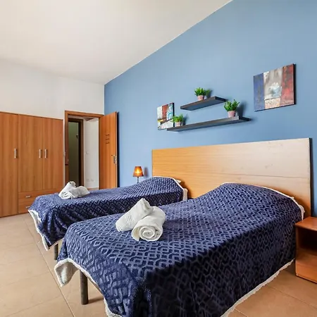 Spacious Pv Close To Clubs & Schools With Wifi By 360 Estates Apartment Saint Julian's