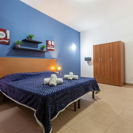 Spacious Pv Close To Clubs & Schools With Wifi By 360 Estates Apartment Saint Julian's