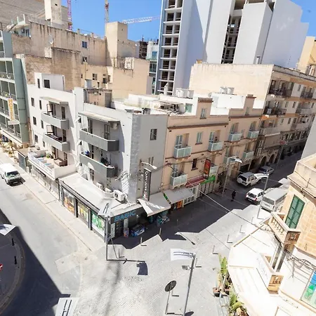 Spacious Pv Close To Clubs & Schools With Wifi By 360 Estates Apartment