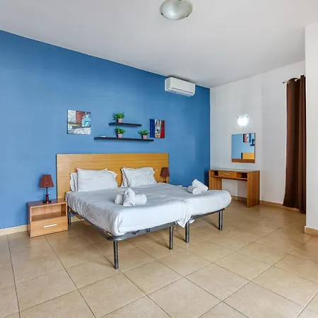 Apartment Paceville Nightlife & Saint Julian's
