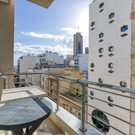 Apartment Paceville Nightlife & *