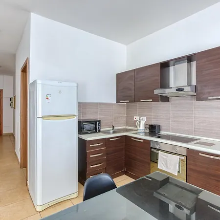 Apartment Paceville Nightlife & Saint Julian's